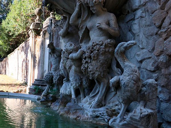 MEYER – “Fontana di Roma” (prima e quinta versione)  